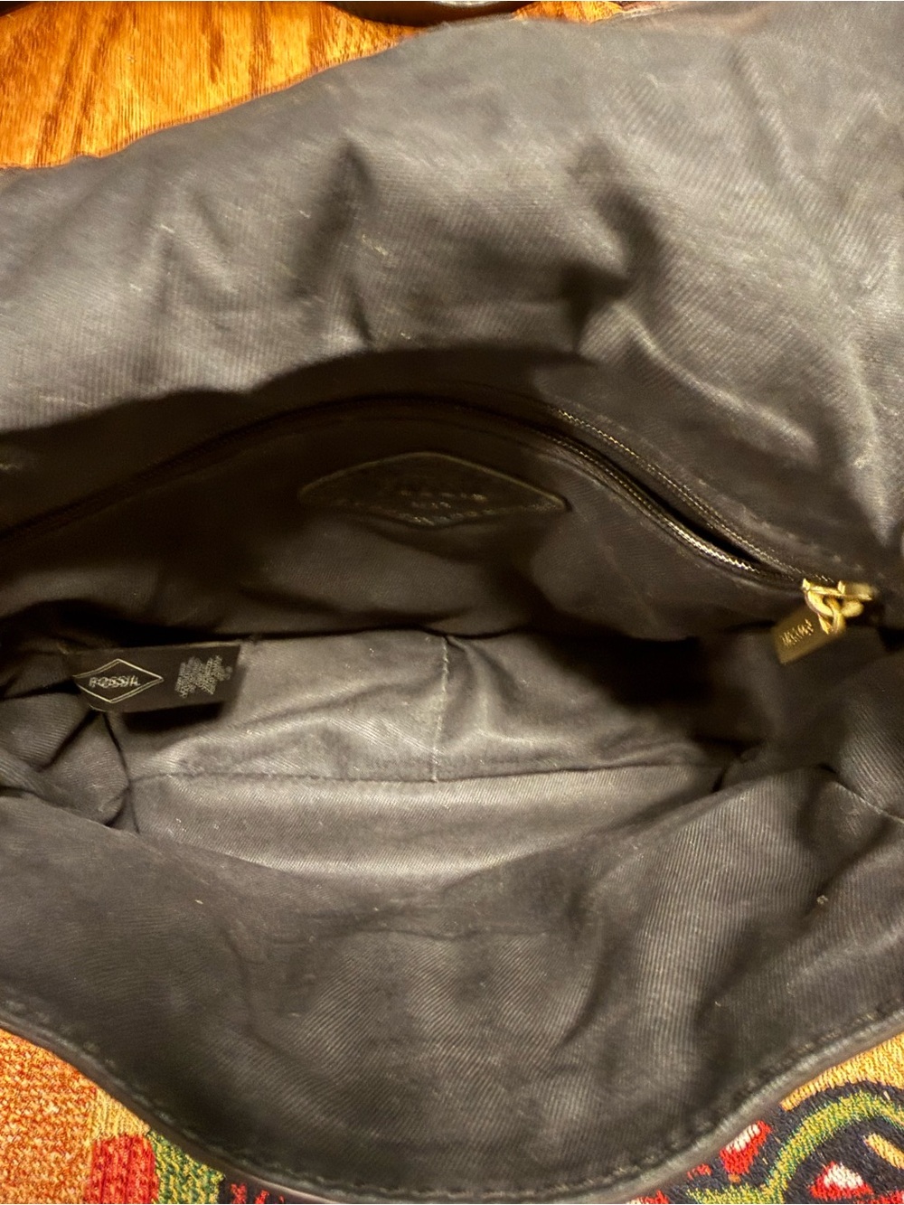 Fossil Peyton Flap Crossbody Black Pebbled Leather – ZB6918 - Picture 14 of 16